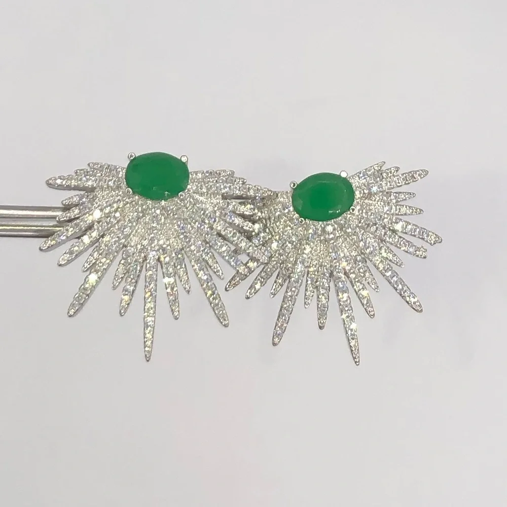 18k 3ct Starburst Earrings - Picture 3 of 13